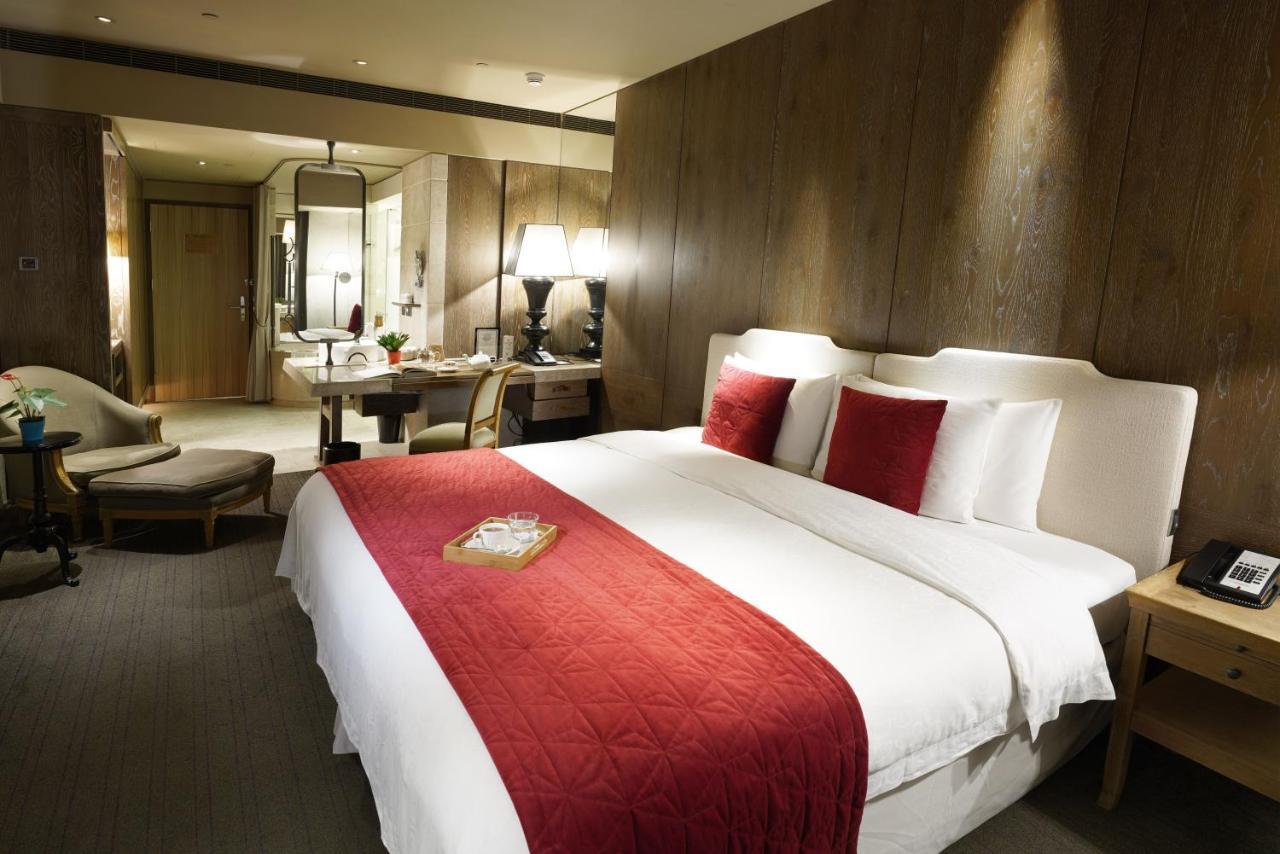 Executive King Room