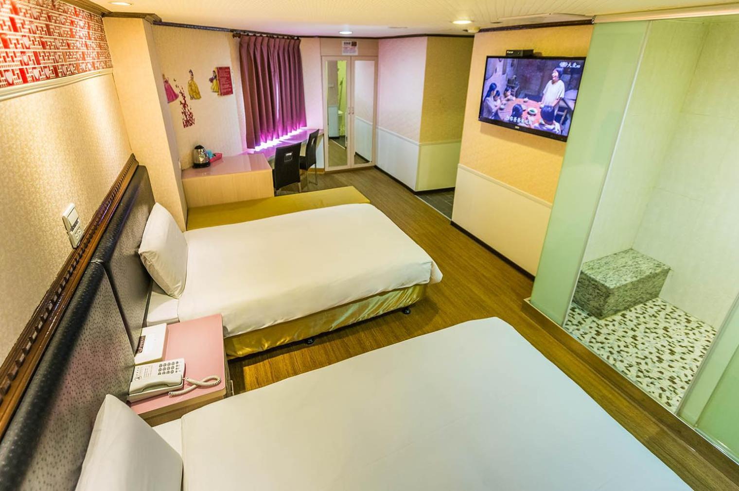 Habitación Familiar con baño privado